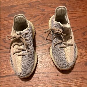 Yeezy Sneakers in Gray and Cream